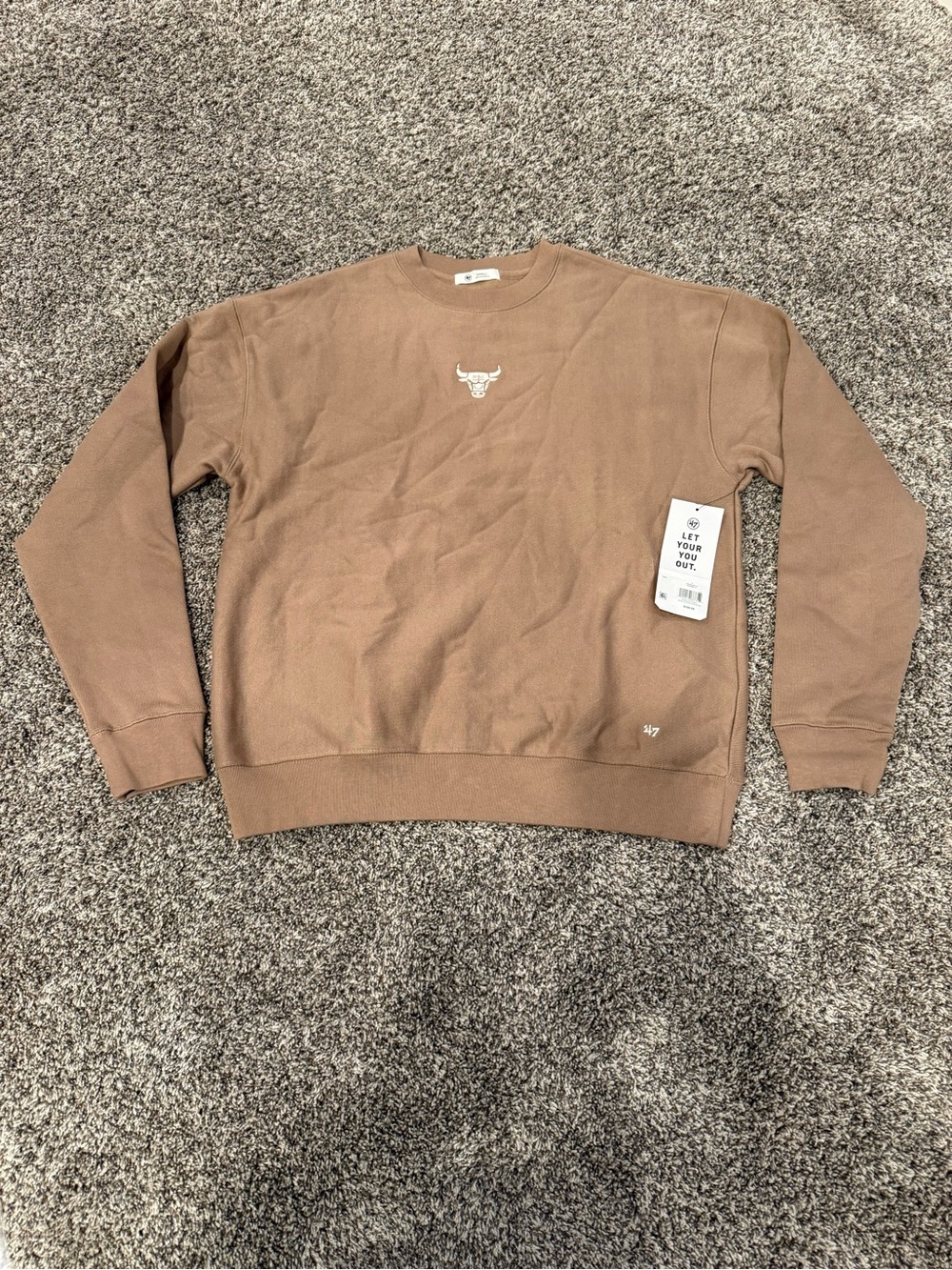 '47 Men's Crewneck Sweatshirt in Light Brown with Bull Logo